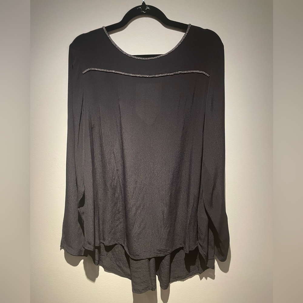 NWOT Black Women's Blouse with Beaded Trim from Cream - Picture 3 of 8